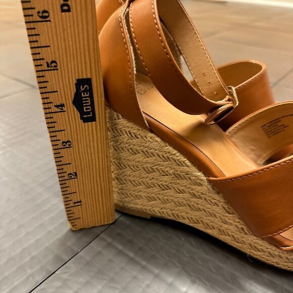 TIME & TRU WOMENS CAMEL TAN WEDGE SHOES SIZE 8.5M - Picture 3 of 10